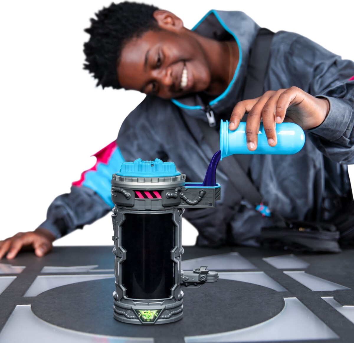 Mr Beast Lab - Mutator Action Figur -Iconic Panther