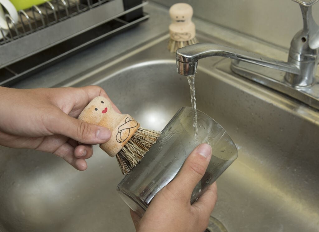 Kikkerland - Opvaskebørster - Scrubbing People - Mr Mrs - Assorteret