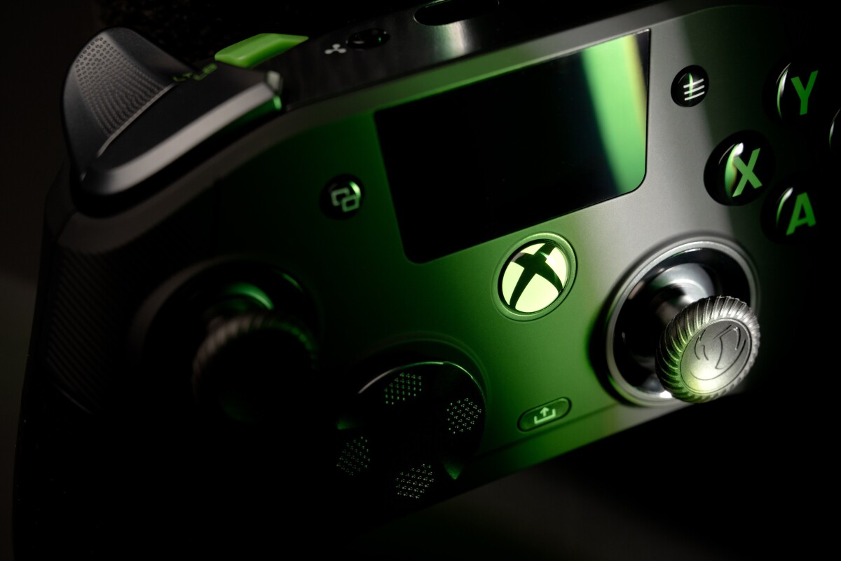Nacon - Revolution X Unlimited Controller - Xbox