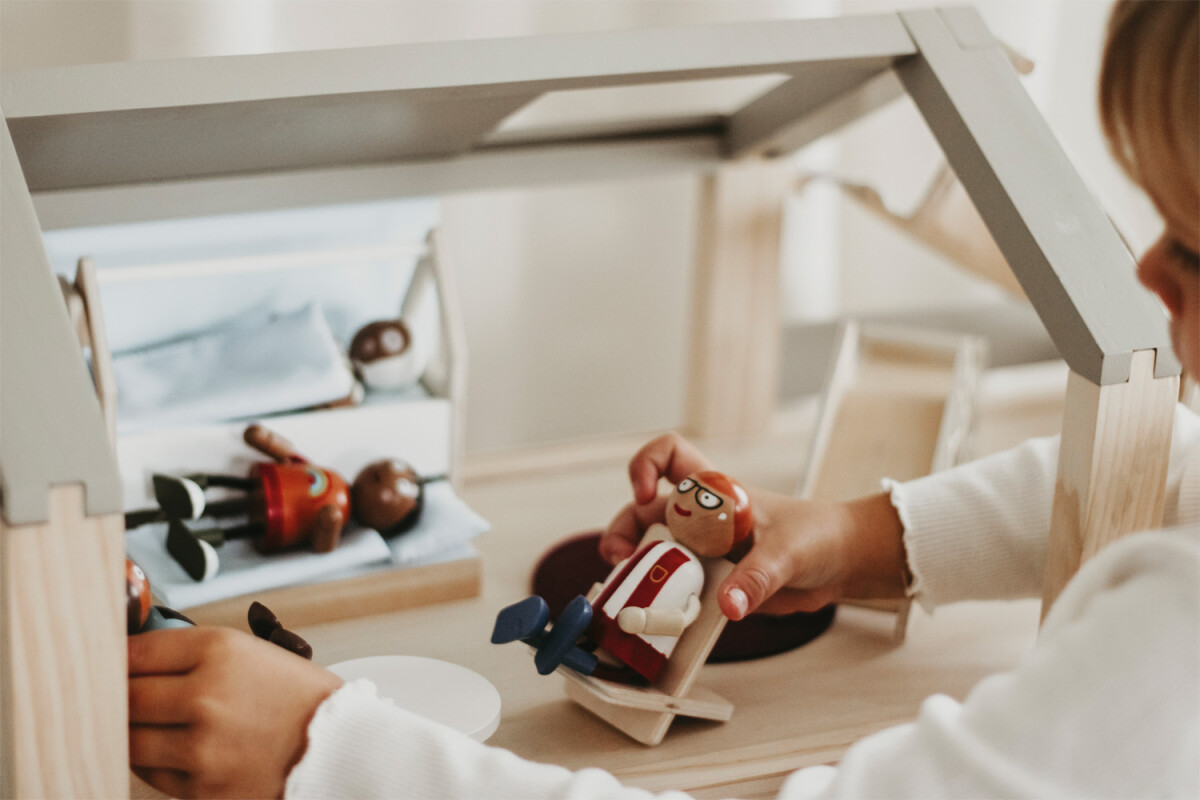Small Foot - Dukkehus Med Møbler - Træ - Natur