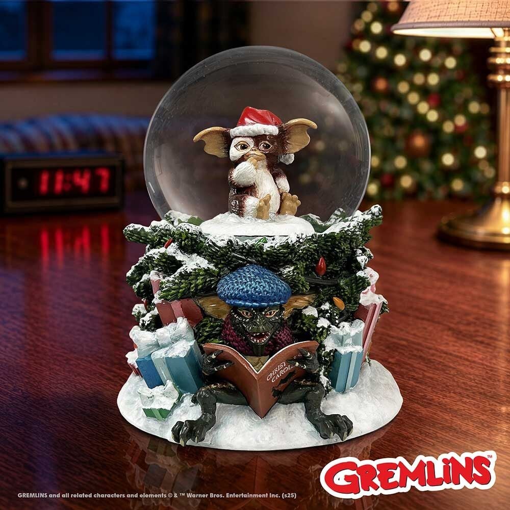 Nemesis Now - Gremlins - Christmas Carol Snow Globe