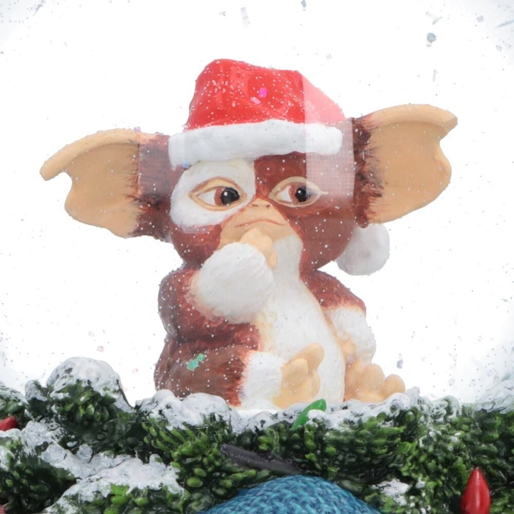 Nemesis Now - Gremlins - Christmas Carol Snow Globe