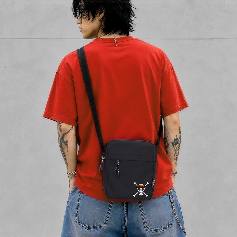 Nemesis Now - One Piece - Crossbody Bag Jolly Roger Black