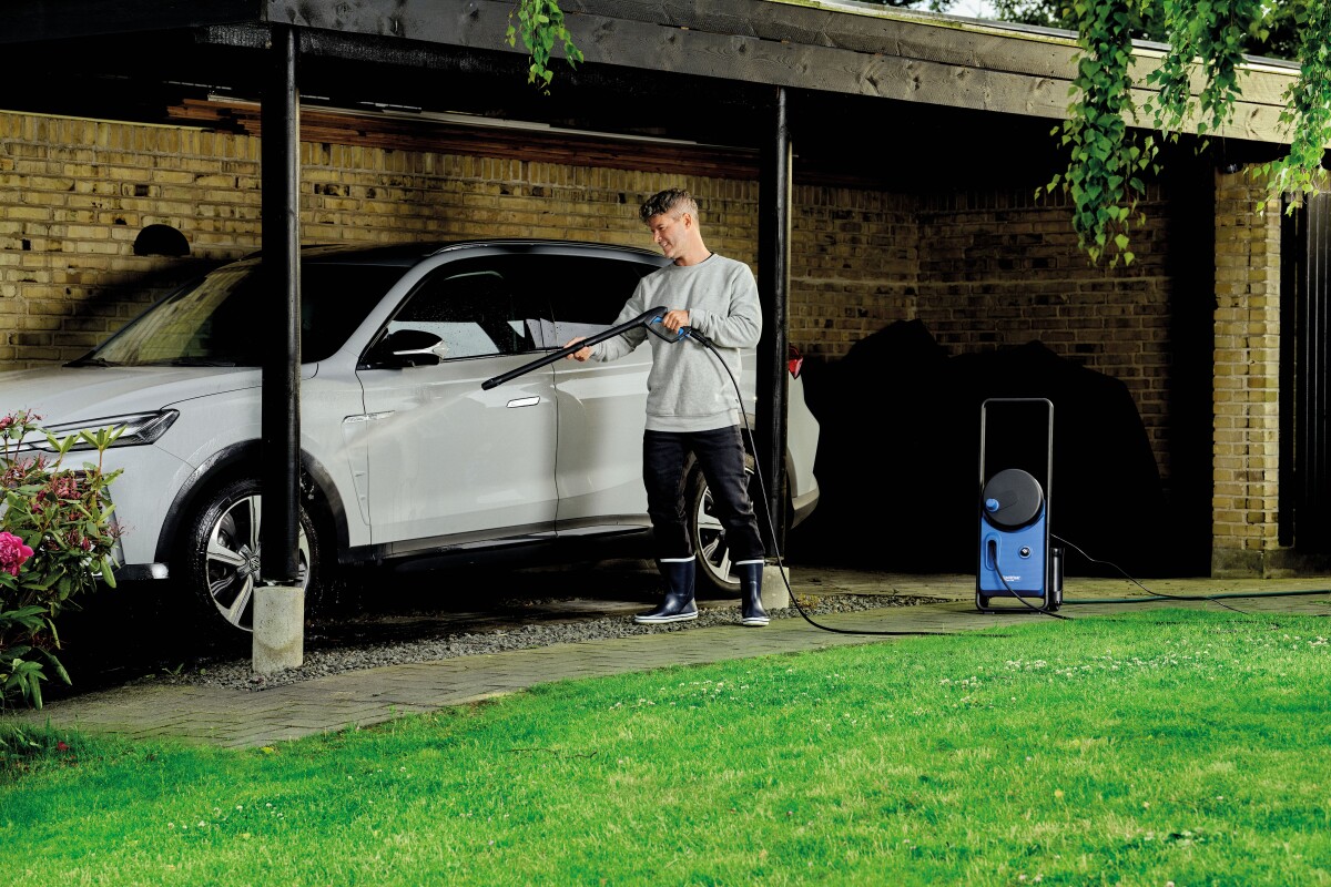 Nilfisk - Core 140-8 Powercontrol Højtryksrenser Med Terassevasker