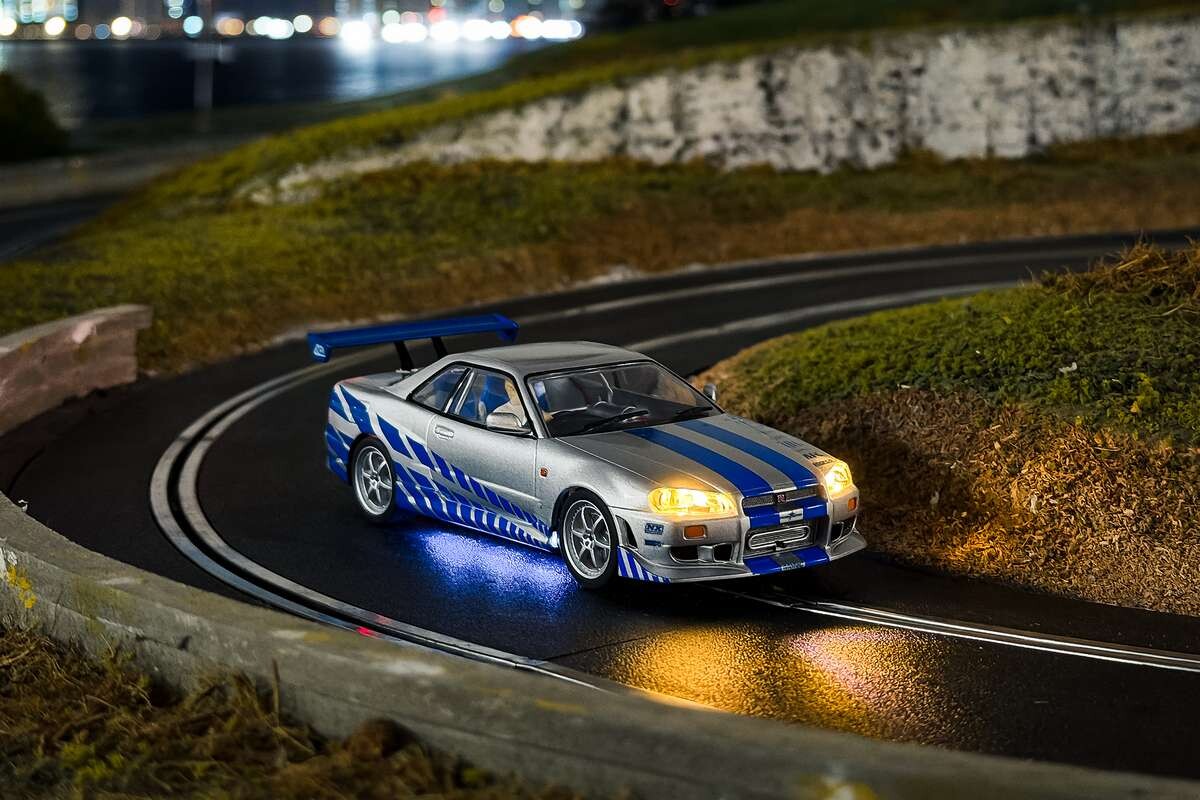 Scalextric C4674 - Nissan R34 Skyline Bil - 2 Fast 2 Furious - 1 32