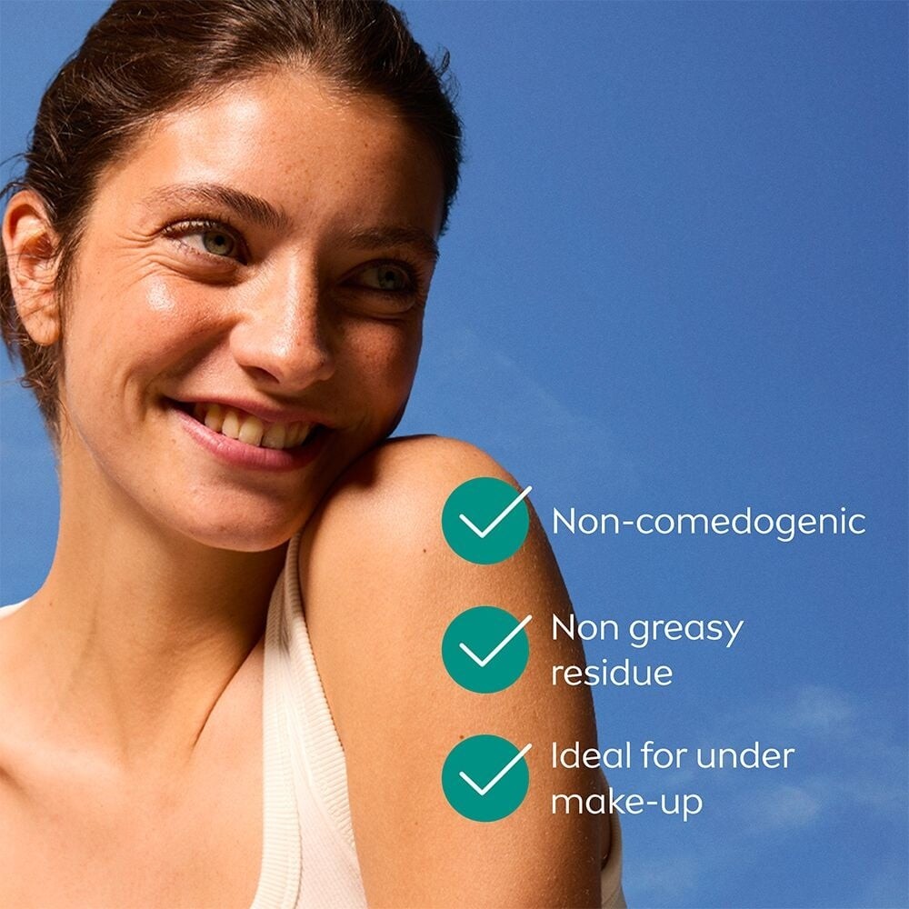 Nivea - Derma Skin Clear Daily Uv Fluid Spf50 - 40 Ml