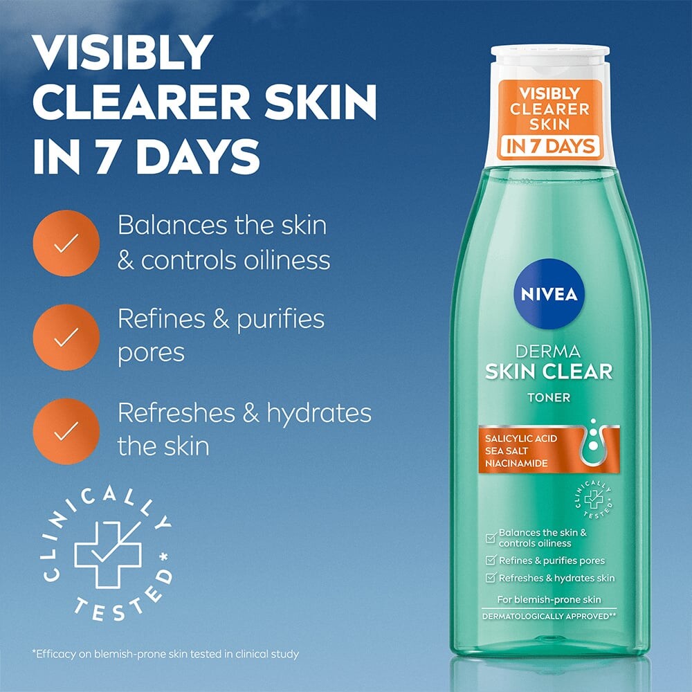 Nivea - Derma Skin Clear Toner - 200 Ml