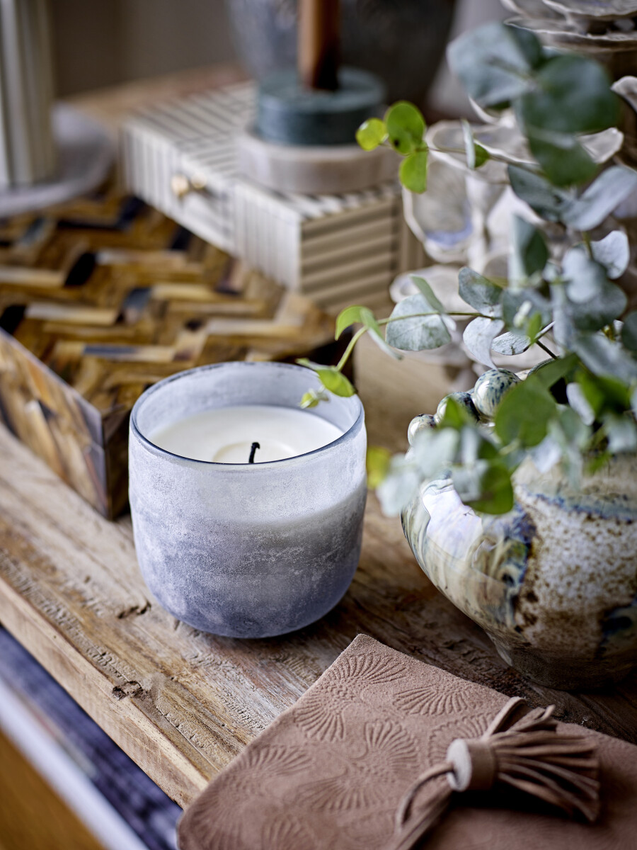 Illume X Bloomingville - No 3 - Santal Fig Duftlys - Blå - Sojavoks