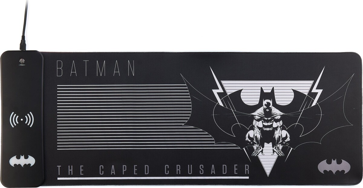 Numskull Batman - Oversize Gaming Mat Mobile Charger