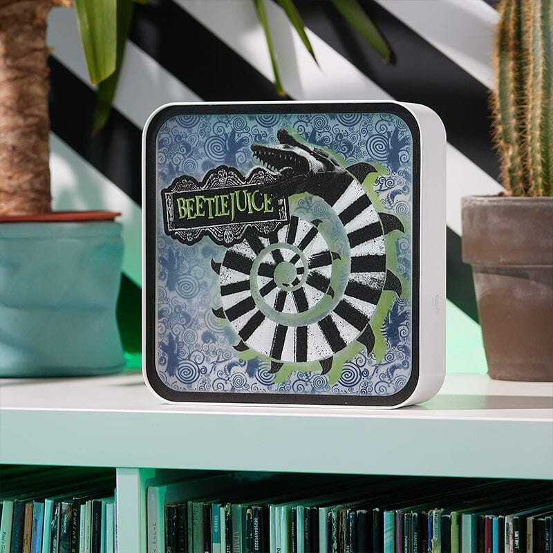 Numskull - Beetlejuice Lampe - Til Batterier Eller Usb - Akryl