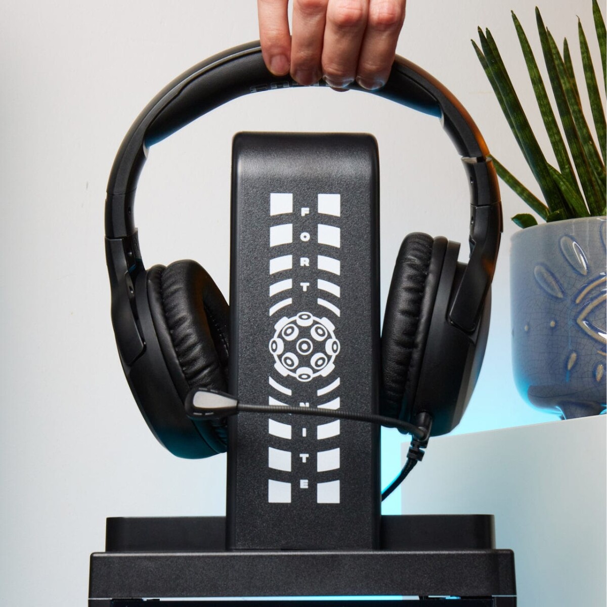 Numskull - Fortnite Light Locker