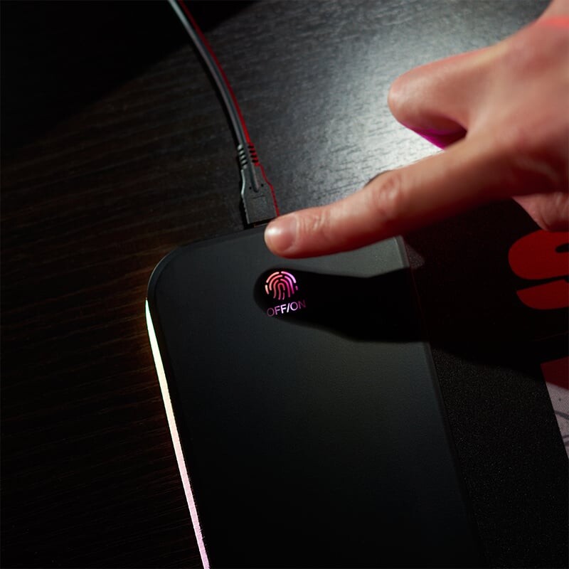 Numskull Superman - Oversize Gaming Mat Mobile Charger