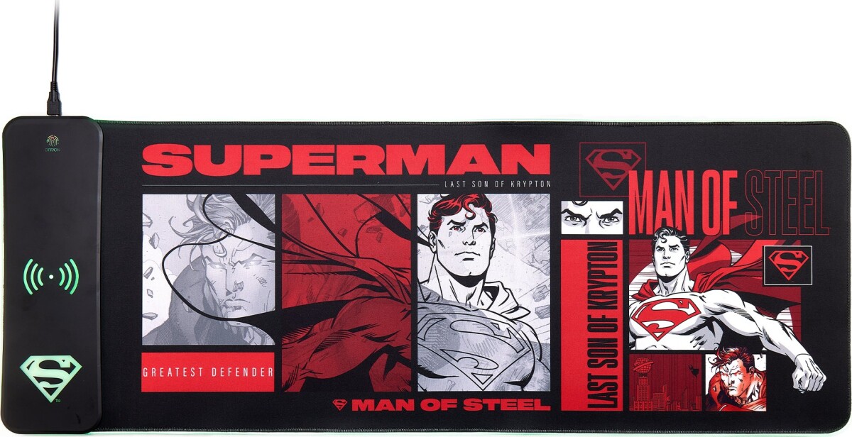 Numskull Superman - Oversize Gaming Mat Mobile Charger