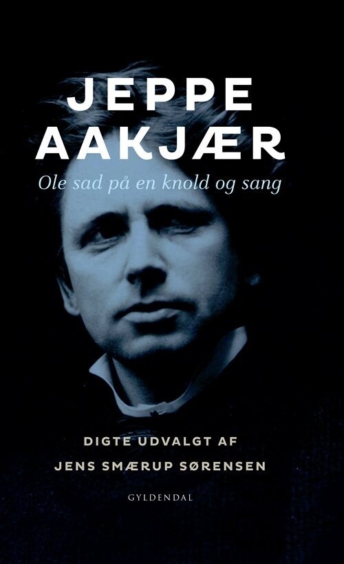 Ole Sad På En Knold Og Sang