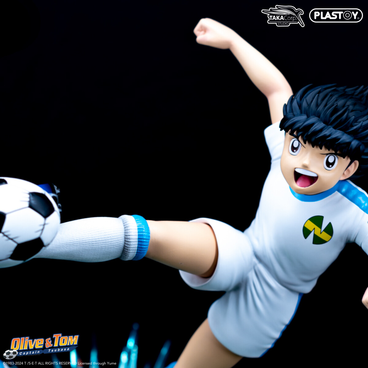 Olive Tom - Golden Twin Shot Statue Collection
