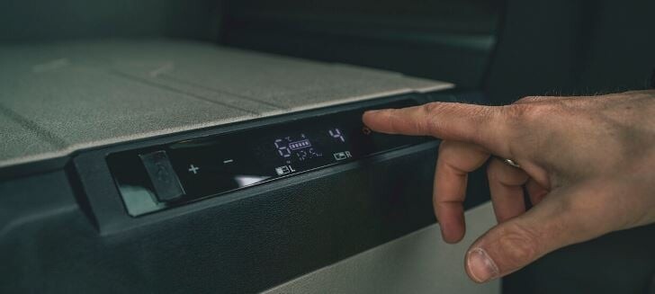 Outwell - Arctic Frost 45 Køleboks Med Kompressor Og Hjul - 45 6 L