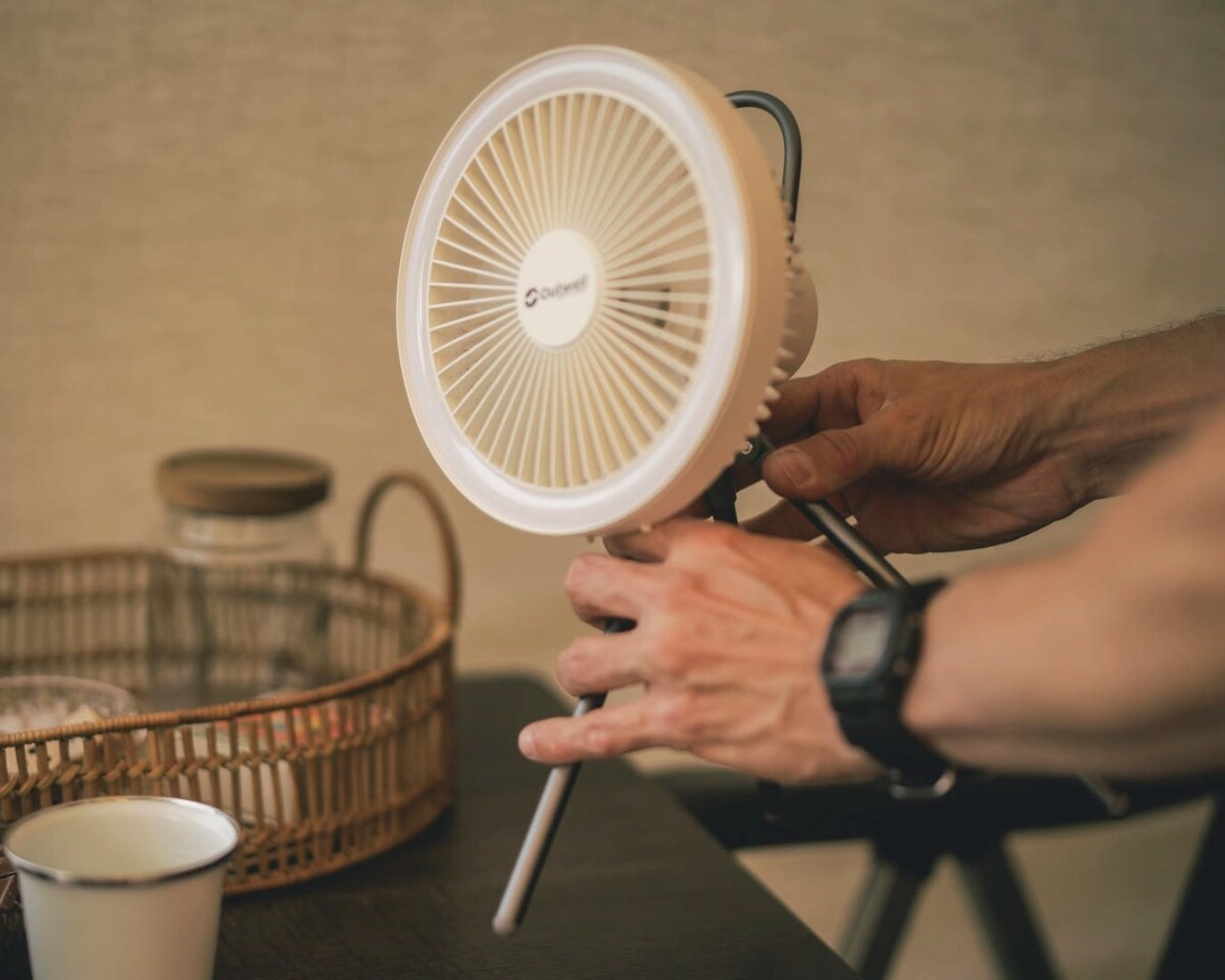 Outwell - Eryon Genopladelig Ventilator Med Led Lys