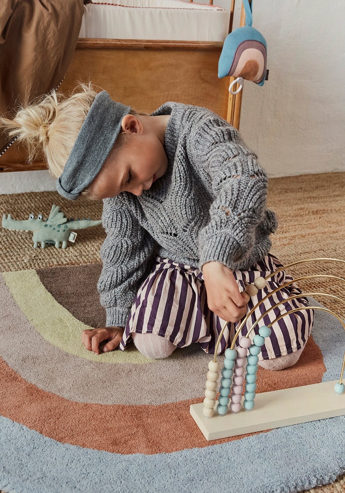 Oyoy Mini - Abacus Rainbow Kugleramme Til Børn - Messing Belagt