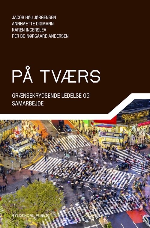 På Tværs