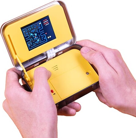 Pac-Man Arcade In A Tin - 8-Bit Spil - 2 4 Skærm