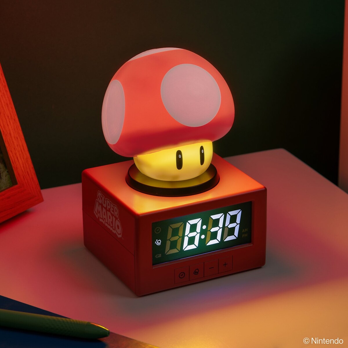 Paladone - Super Mario - Icon Alarm Clock With Light