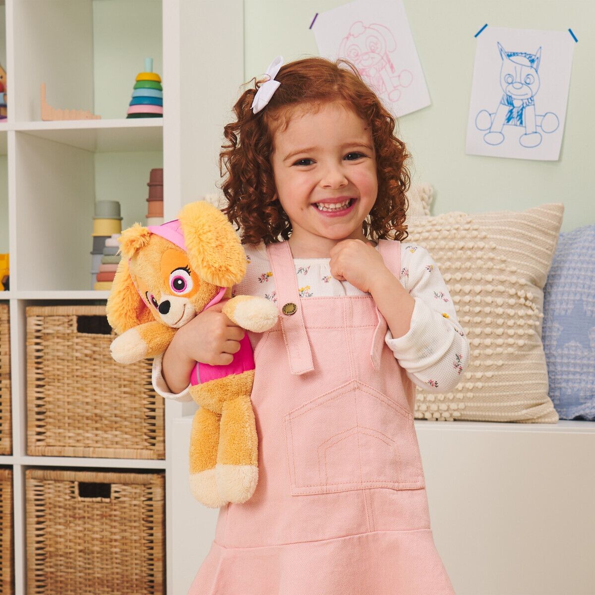 Skye Bamse - Paw Patrol - Tag Med På Tur Bamse - 33 Cm