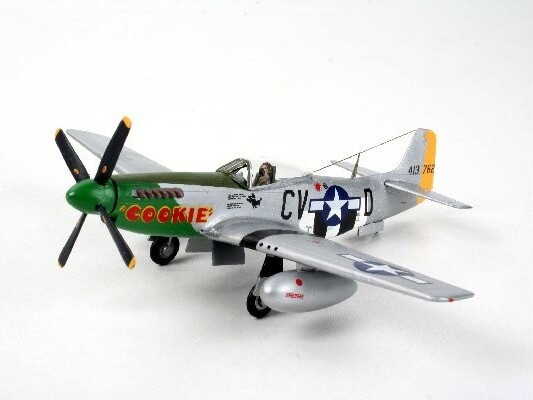 Revell - P-51D Mustang Modelfly Byggesæt - 1 72 - 64148