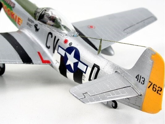 Revell - P-51D Mustang Modelfly Byggesæt - 1 72 - 64148