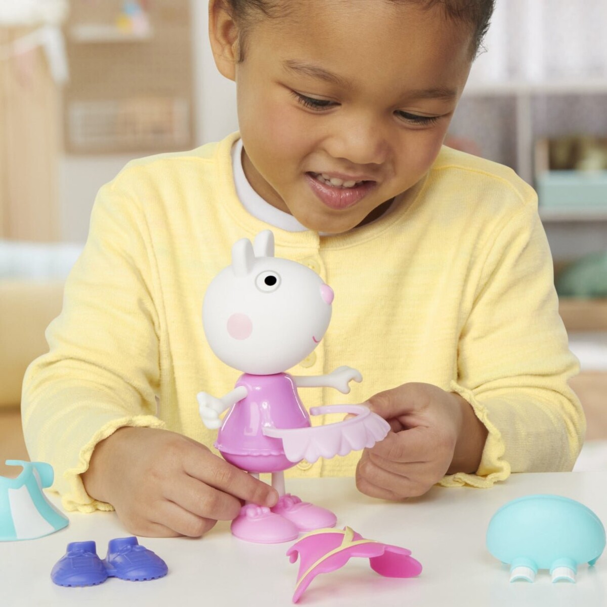 Peppa Pig - Peppa Friends Dress Up 15 Cm - Suzy Sheep