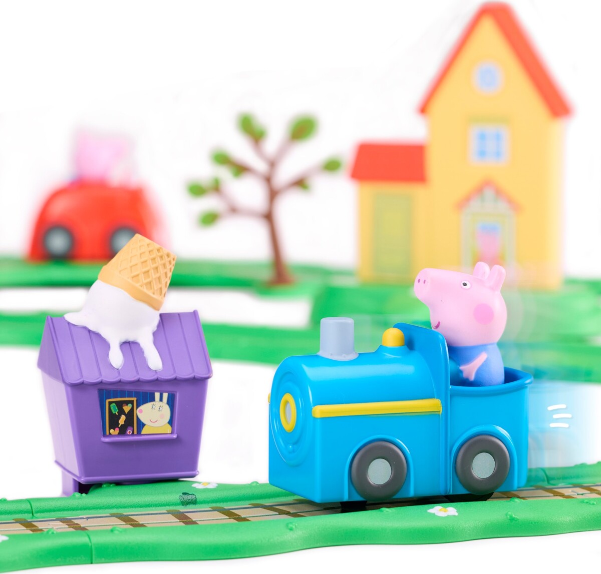 Peppa Pig - Whizz Around Runabout Town 8346