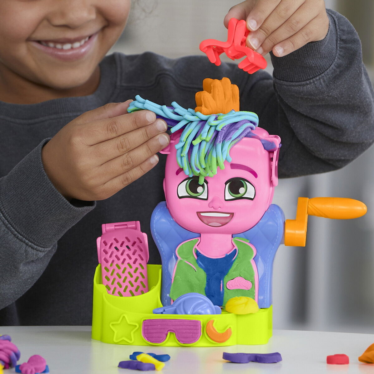 Play-Doh - Hair Stylin Salon - Frisørsalon Modellervoks Legesæt