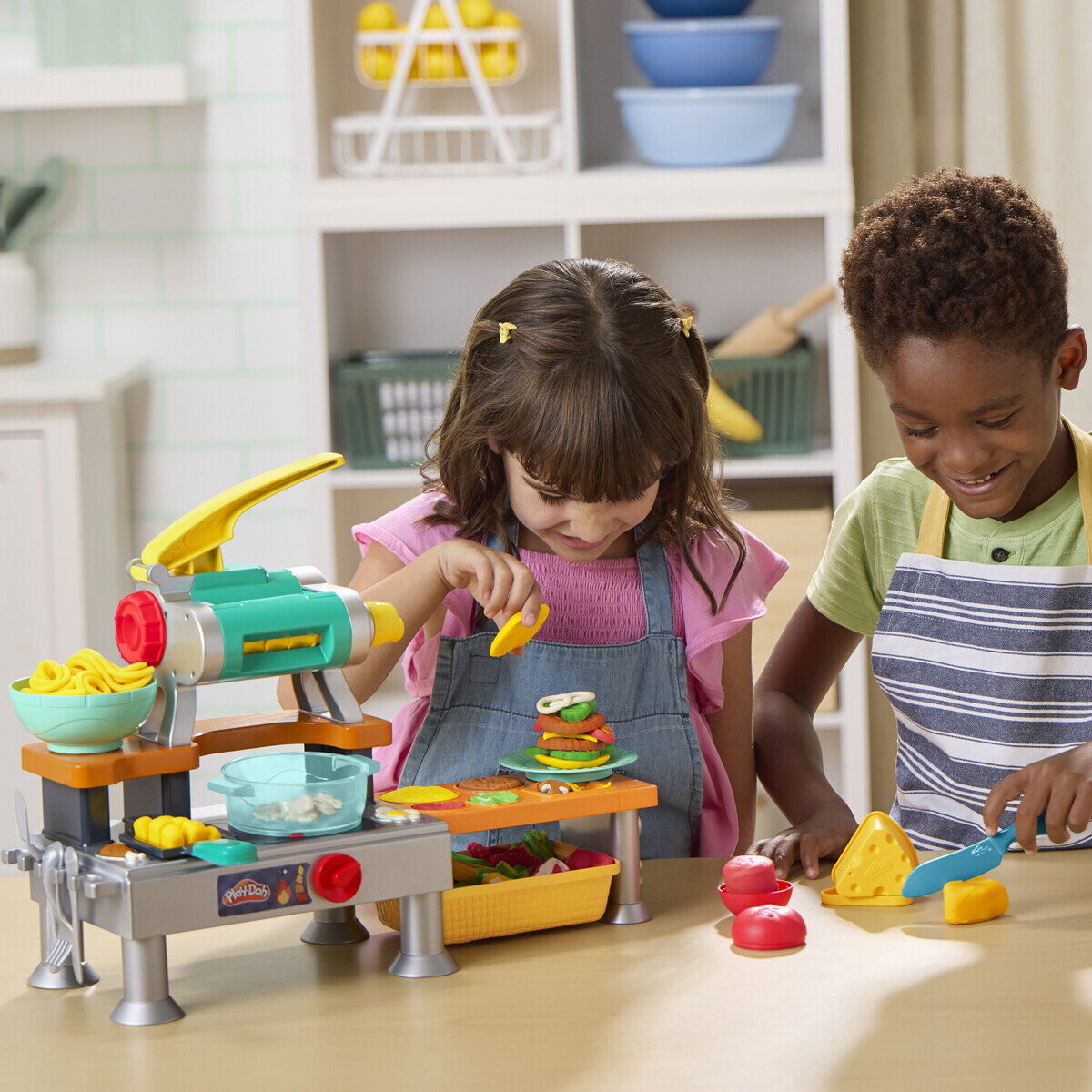 Play-Doh - Super Sizzlin Kitchen Playset - Hasbro G2309