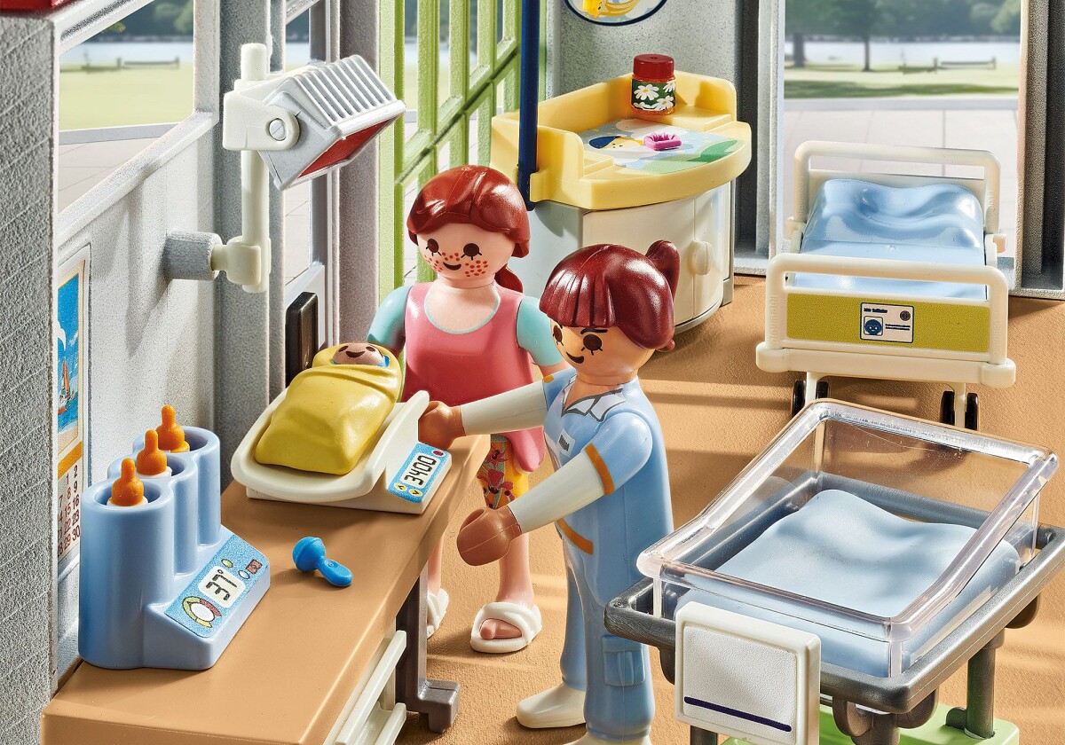 Playmobil Action Heroes - Maternity Ward 71616