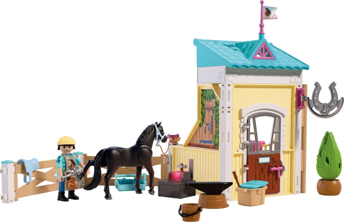 Playmobil - Small Stable With Farrier 72131