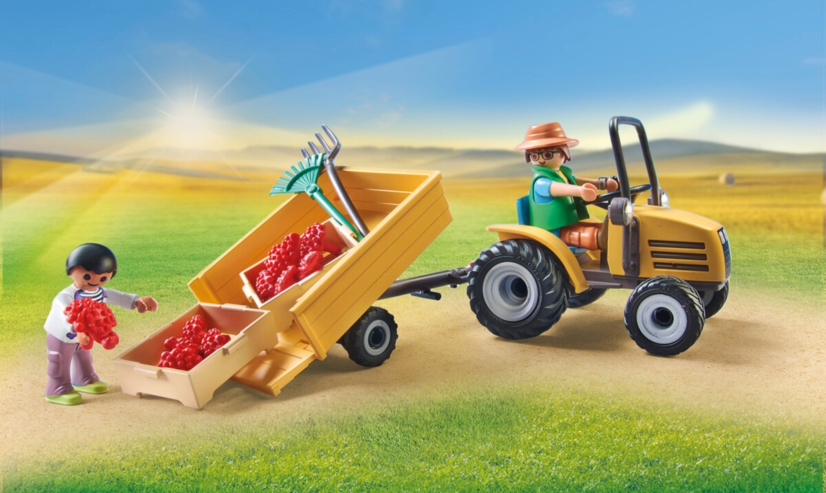 Playmobil Country - Traktor Med Anhænger Og Vandtank - 71442