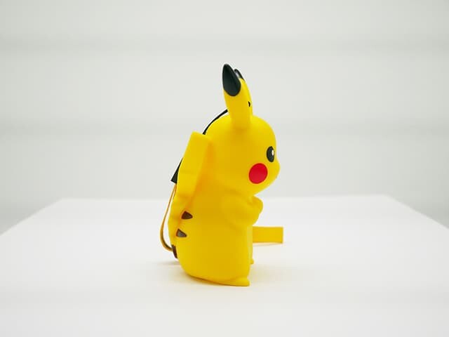 Pokemon - Grumpy Pikachu Light