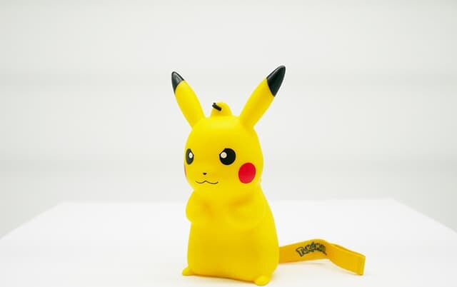 Pokemon - Grumpy Pikachu Light