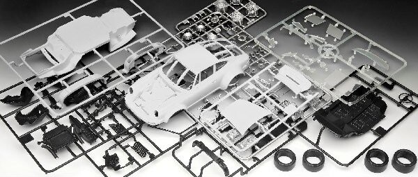 Revell - Porsche 934 Martini Bil Byggesæt - 1 24 - Level 3 - 07685