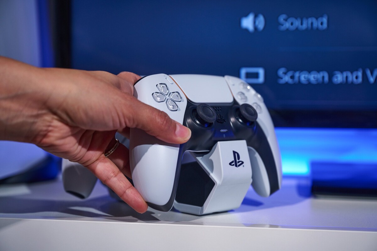 Powera Twin Charging Station For Dualsense Wireless Control - Ps5