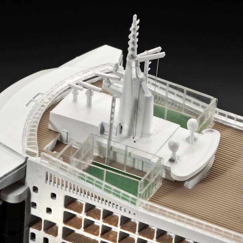 Revell - Queen Mary 2 Model Skib Byggesæt - 1 700 - Level 4 - 05231