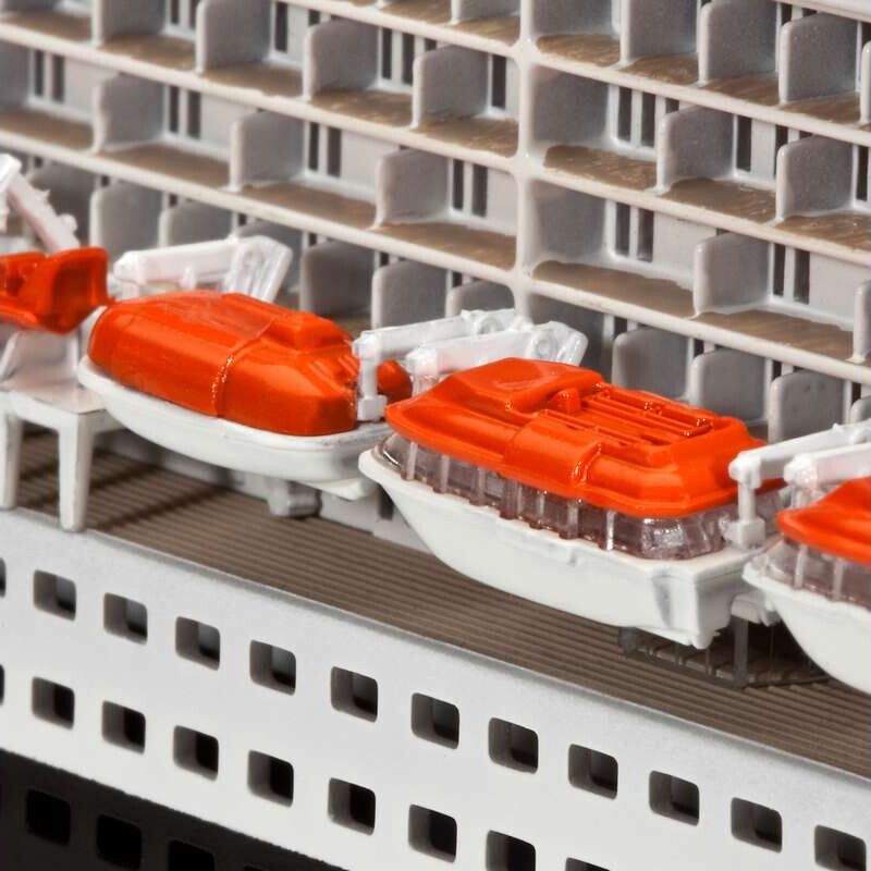 Revell - Queen Mary 2 Model Skib Byggesæt - 1 700 - Level 4 - 05231