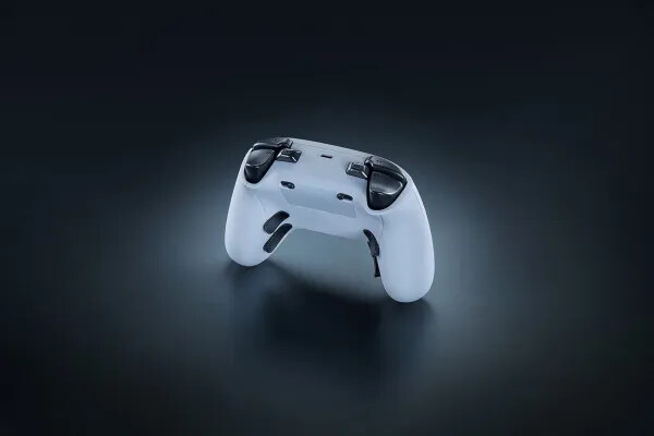 Razer Wolverine V3 Pro - Wireless Gaming Controller For Xbox Pc