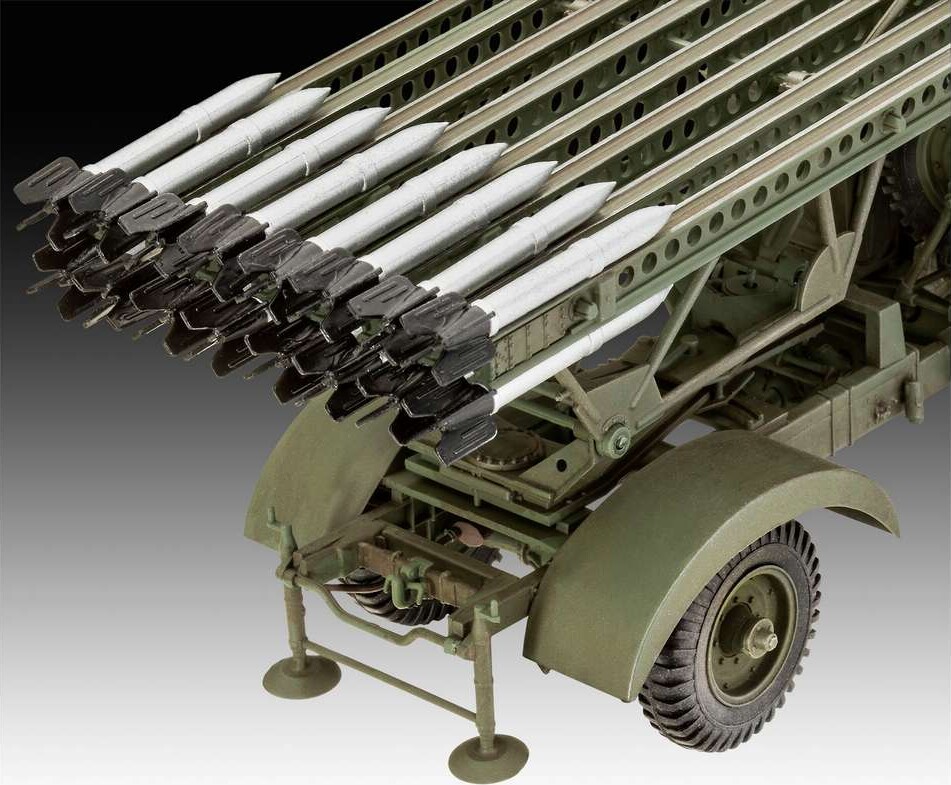 Revell - Wot 8 Bm-13-16 Katyushacargo - 1 35 - 63338
