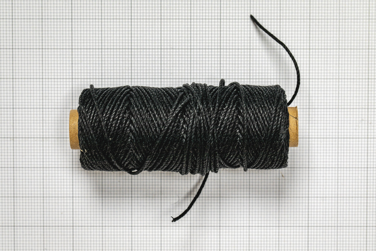 Rigging Thread 0 8 Mm X 30 M - Black - 04-Bf-0B72 - Billing Boats
