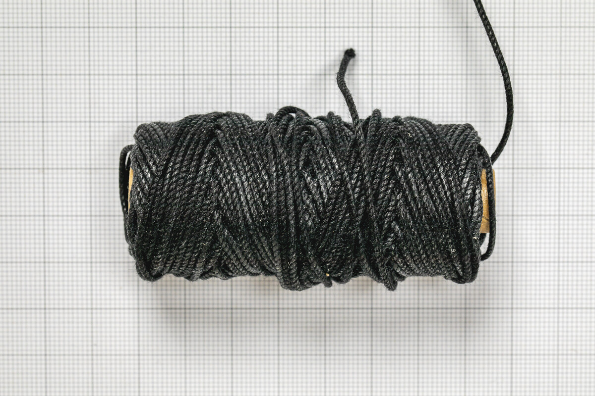 Rigging Thread 1 3 Mm X 20 M - Black - 04-Bf-0B75 - Billing Boats
