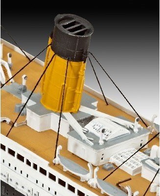 Revell - Rms Titanic Model Skib Byggesæt - 1 700 - 05210
