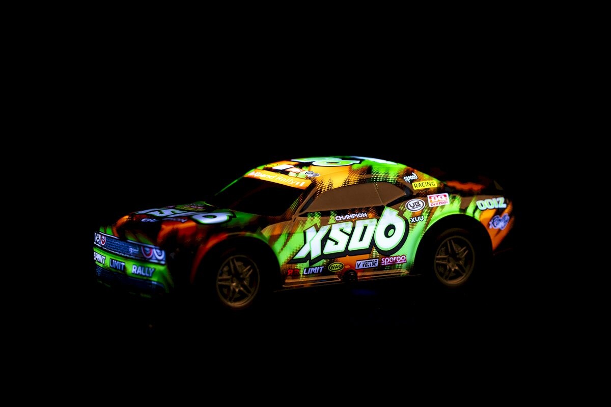 Fjernstyret Bil Med Lys - Roar Sxo6 Road Stars - 1 22 - Grøn Og Orange