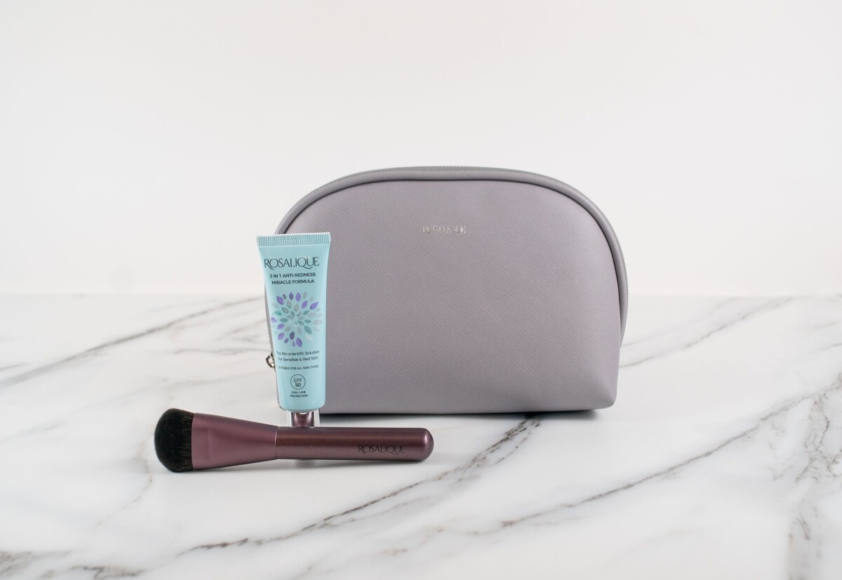 Rosalique - Gavesæt Med Makeup Pung Creme Og Børste