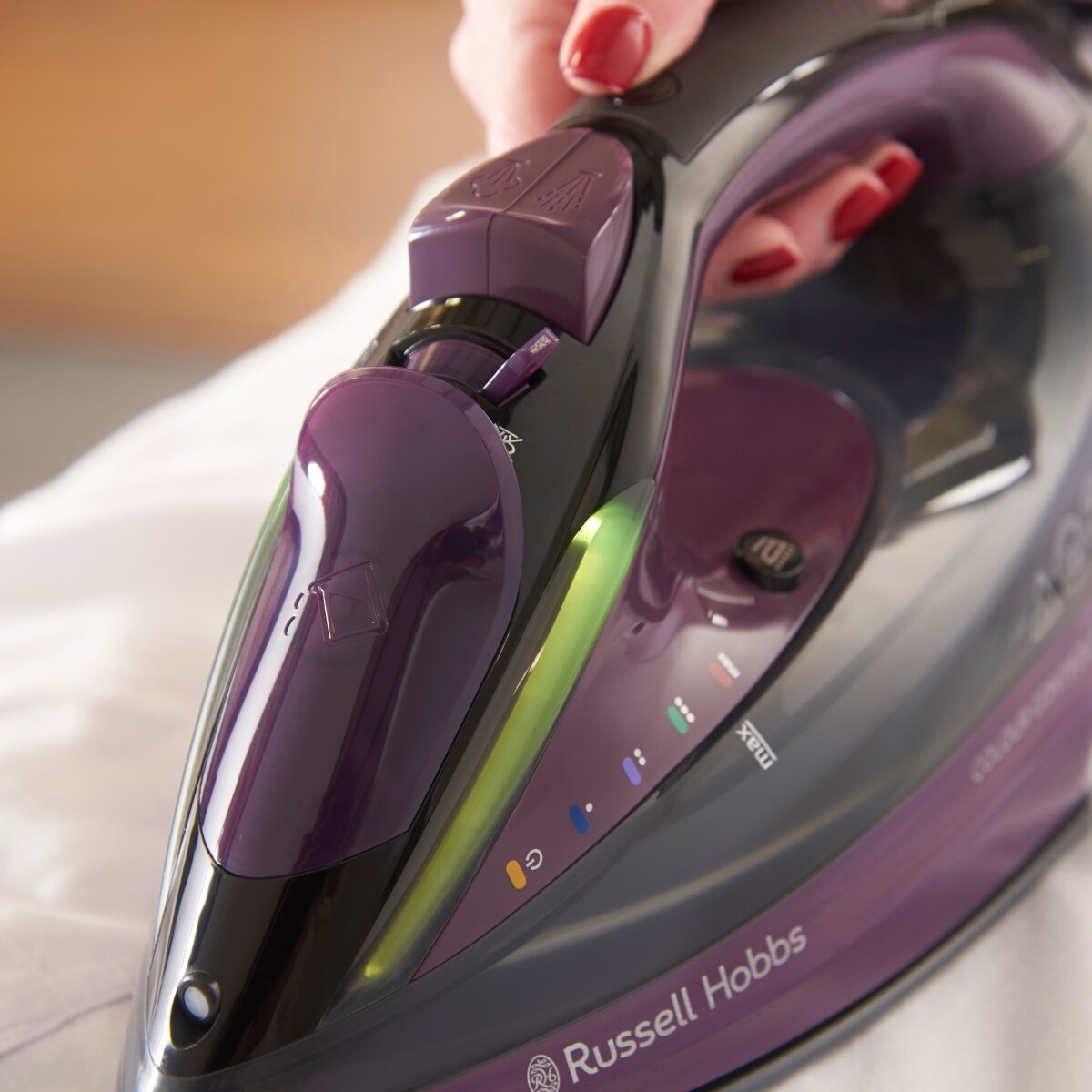 Russell Hobbs - Strygejern - Colour Control Pro Ultra - Lilla