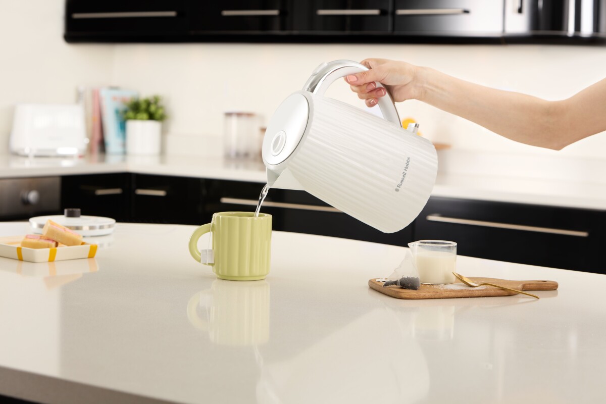 Russell Hobbs - Eden Elkedel - Hvid - 1 7 L